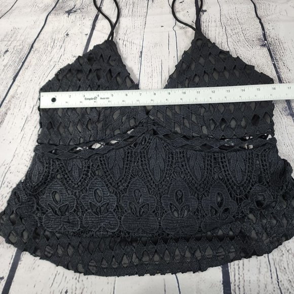 BLACK CROCHET BRALETTE RUFFLE TANK TOP - Picture 6 of 7